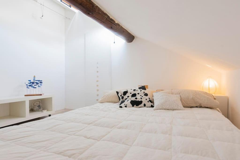 Ferienwohnung Design&Terrazzo A 5 Min Dal Centro - Laura'S House Mailand Exterior foto