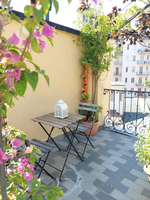 Ferienwohnung Design&Terrazzo A 5 Min Dal Centro - Laura'S House Mailand Exterior foto