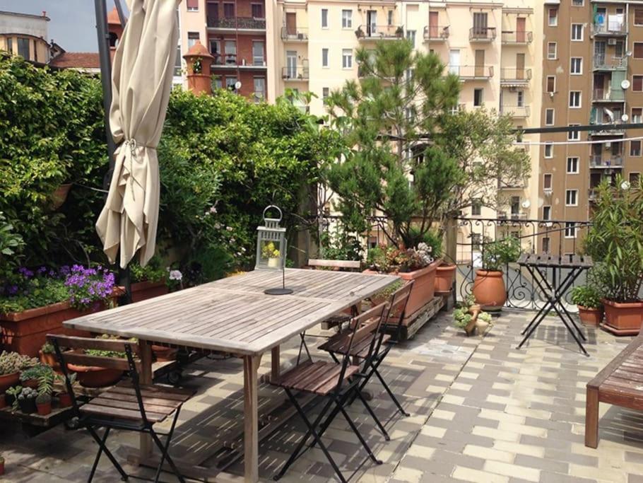Ferienwohnung Design&Terrazzo A 5 Min Dal Centro - Laura'S House Mailand Exterior foto